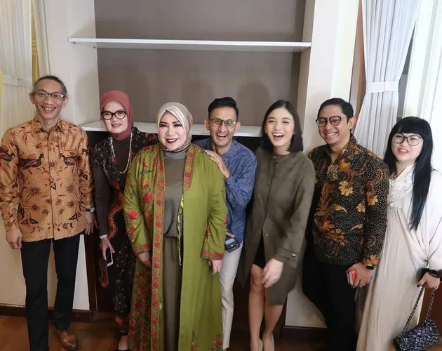 FOTO: Pesta 'Tunangan' Laudya Bella & Afif, Dihadiri Teman ...