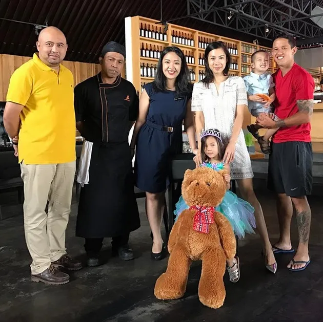 Pesta Ulang Tahun Anak Jennifer Bachdim