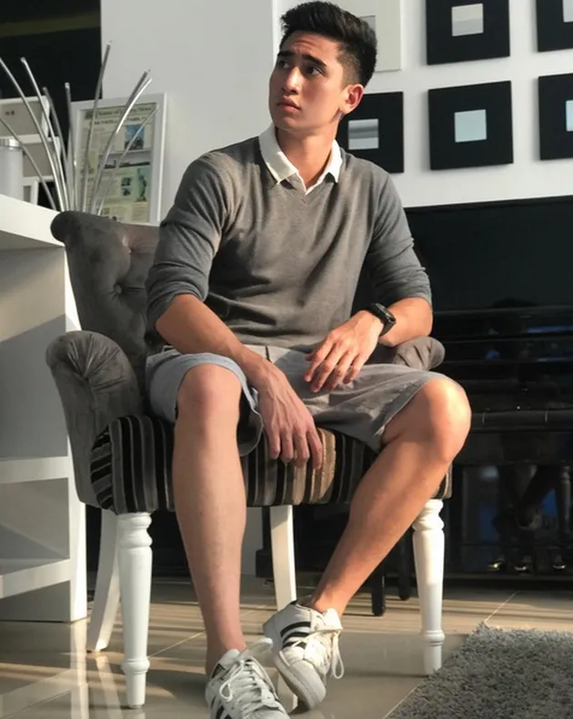 Pesona Ganteng 8 Bintang Muda