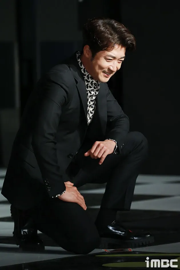 press conference busted