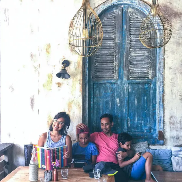 Sophie Navita - Pongki Barata