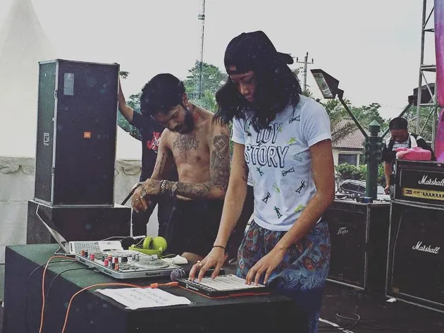 Widy Vierratale dan Onad Leonardo