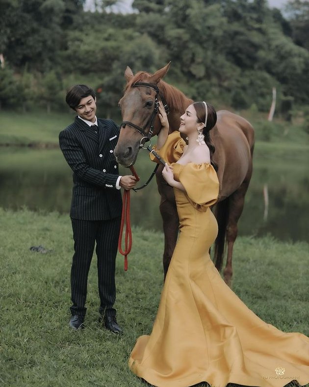 Latest Pre-wedding Photos of Immanuel Caesar Hito & Felicya Angelista, Moments Before the Wedding Date