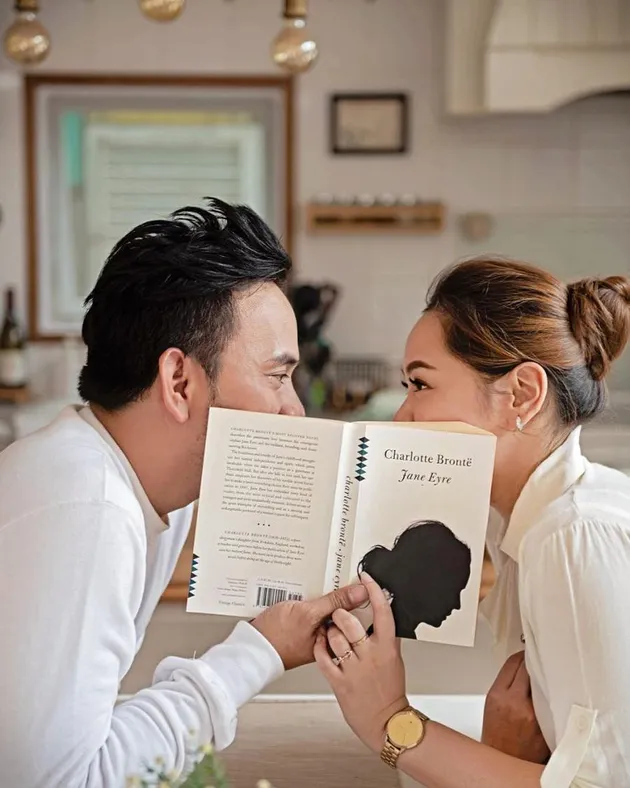 Prewedding Indra The Titans, Indra The Titans menikah