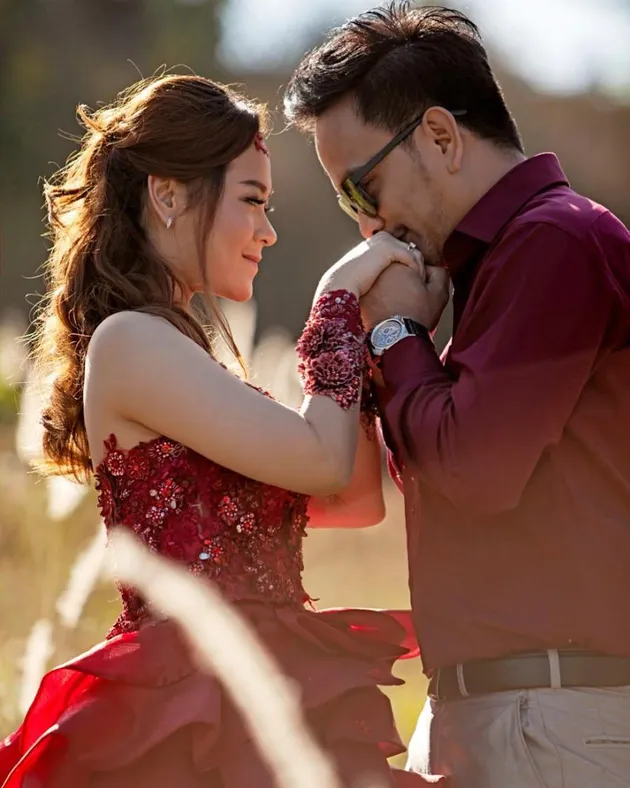 Prewedding Indra The Titans, Indra The Titans menikah