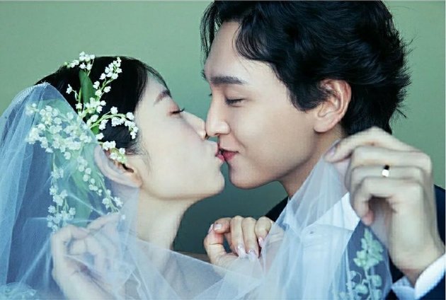 Park Shin Hye and Choi Tae Joon's Pre-wedding Photos Posted by Wedding Organizer, Nose & Lips Attached