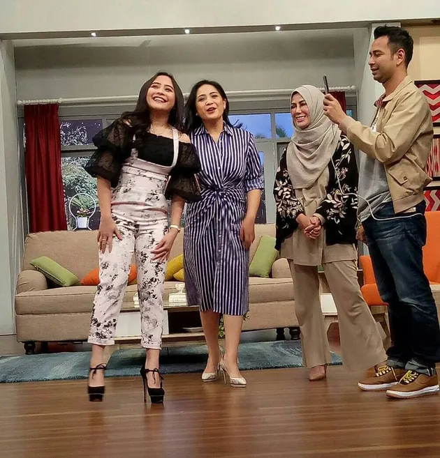Nagita Slavina - Prilly Latuconsina