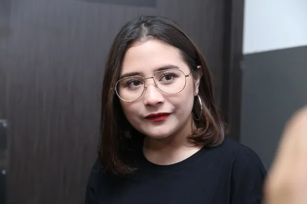 Prilly Latuconsina