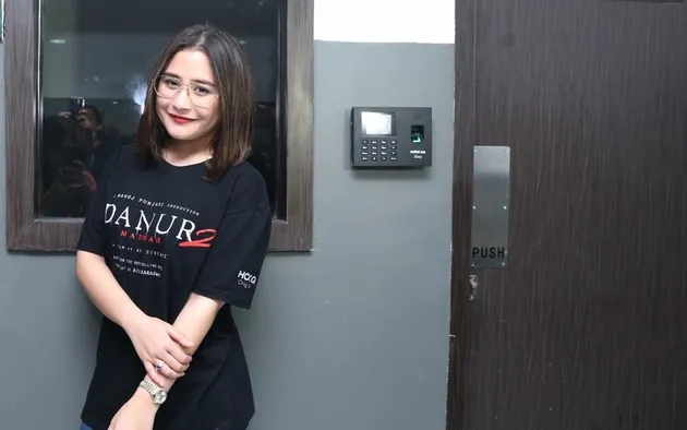 Prilly Latuconsina