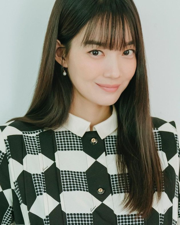 Latest Official Profile Photo of Shin Min Ah, Showing Bangs and Flawless Beauty