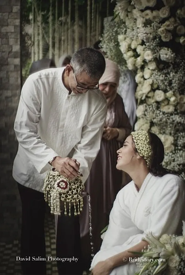 FOTO: PROSESI SIRAMAN RAISA JELANG NIKAH DENGAN HAMISH, SYAHDU