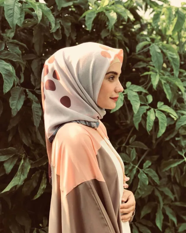 Putri Anne Novita Mas Pur Tukang Ojek Pengkolan