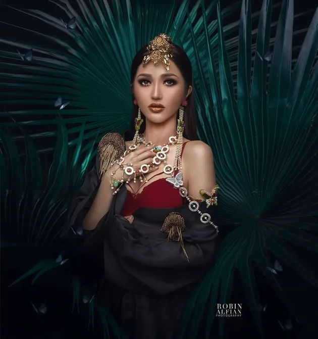 Sonia Fergina Mirip Lucinta Luna?