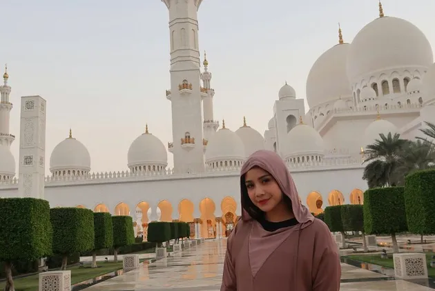 Liburan Raffi Ahmad - Nagita Slavina ke Dubai &amp; Abu Dhabi