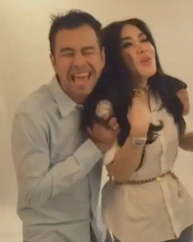Raffi Ahmad - Syahrini 
