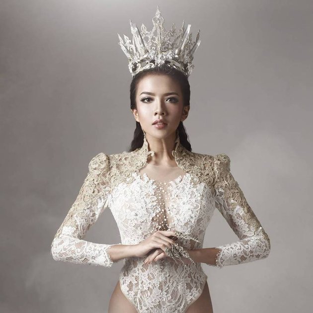 FOTO RAIH BEST NATIONAL COSTUME DEA  RIZKITA  BAWA PULANG 