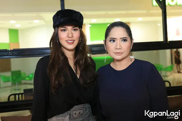 Bagi Raisa, bisa tampil di malam pergantian tahun merupakan hal yang spesial baginya. Istri dari Hamish Daud ini juga sempat menyebutkan berapa lagu yang akan ia bawakan.