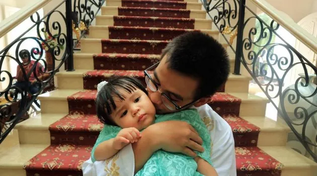 adik prilly, raja latuconsina, prilly latuconsina, berita prilly