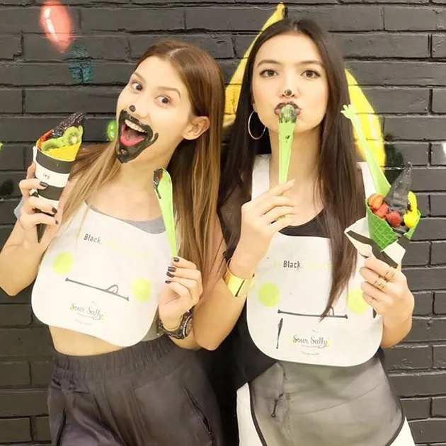 Raline Shah &amp; Millane Fernandez