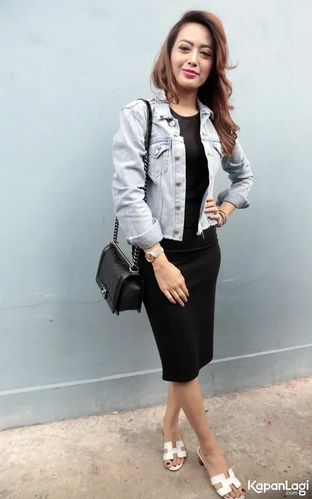 Cinta Ratu Nansya - Roby Geisha