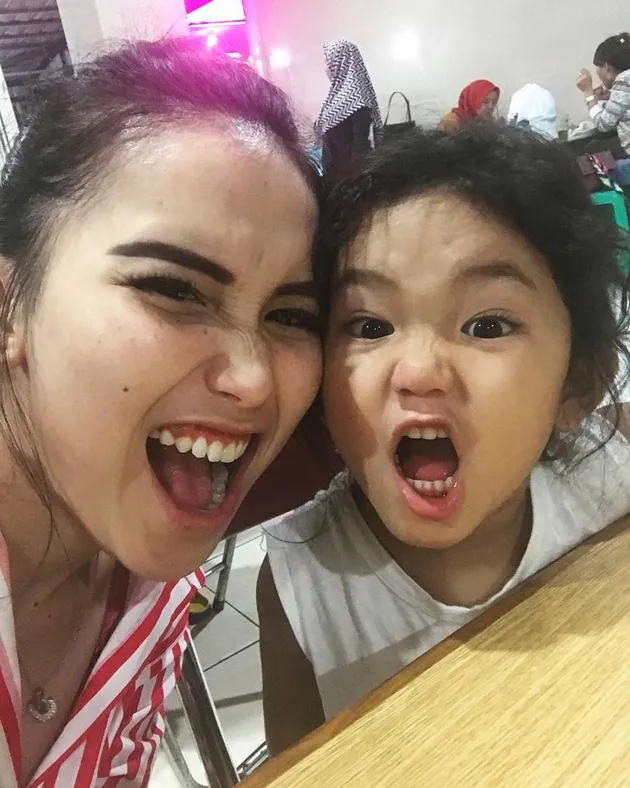 Ayu Ting Ting - Bilqis Khumairah Razak