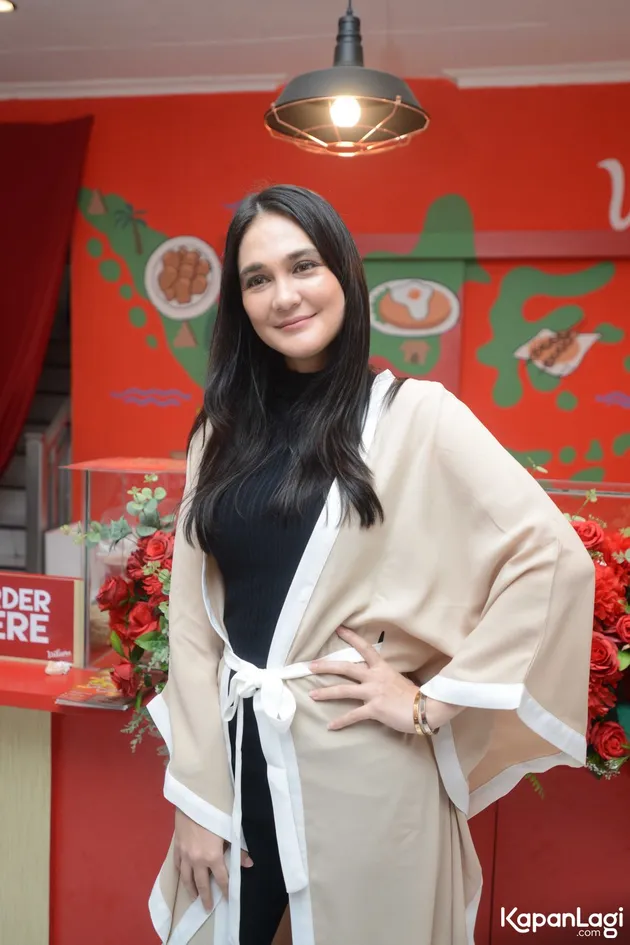 Luna Maya - Ariel NOAH