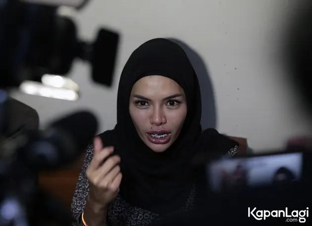 Nikita Mirzani - Dipo Latief