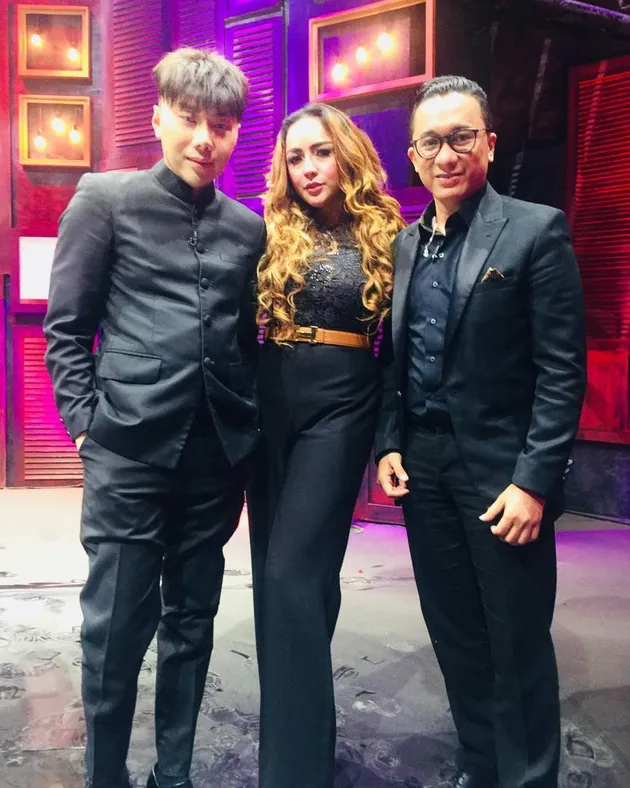 Regina Andriane ex Farhat Abbas