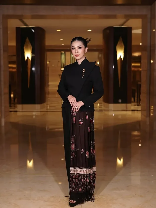 Devina Hermawan