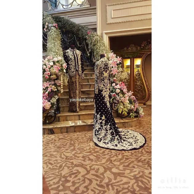 Resepsi Pernikahan Kartika Ayu - Putri Gubernur Jatim Soekarwo