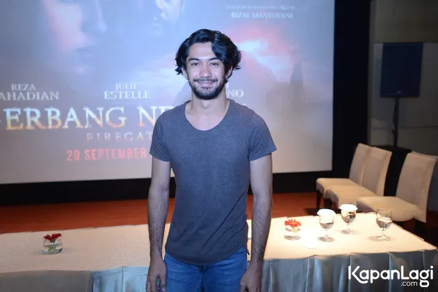 Reza Rahadian - GERBANG NERAKA