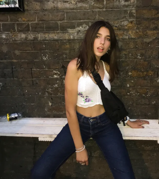 Rina Lipa Adik Dua Lipa