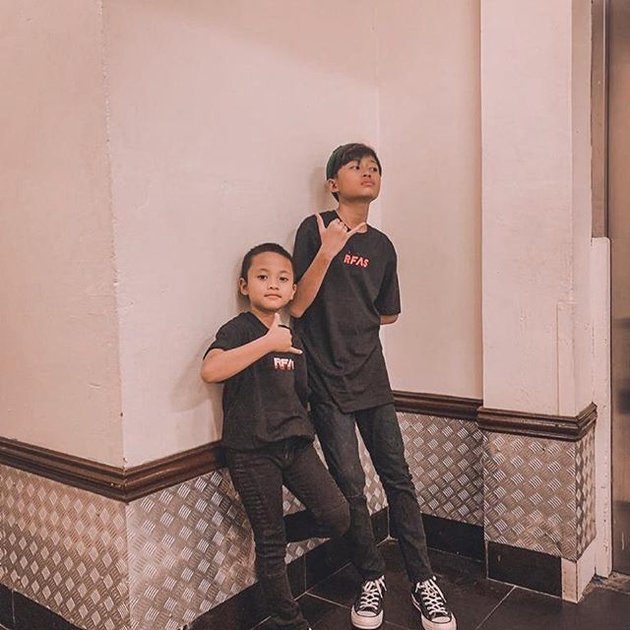 Photo of Rizwan and Ferdy, Sule's Youngest Children, Receives Condolences from Netizens