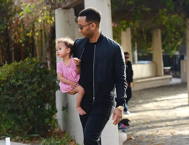 Chrissy Teigen & John Legend