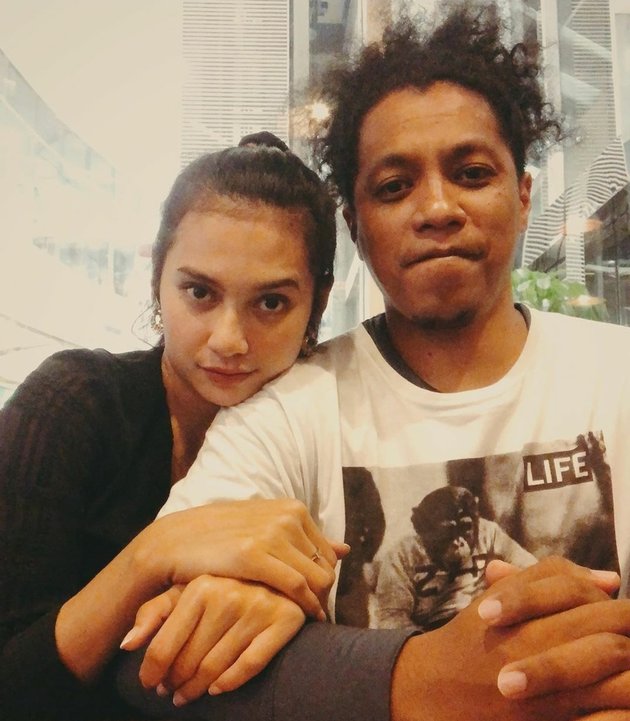 Beautiful Romantic Photos of Indah Permatasari and Arie Kriting Who Were Once Opposed by Parents, Cute and Adorable!