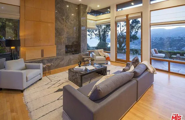 Rumah Mewah Tyra Banks