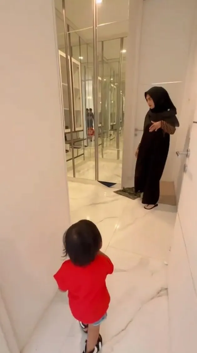 Foto Rumah Ria Ricis yang Dijual Setelah Setahun Tak Ditempati