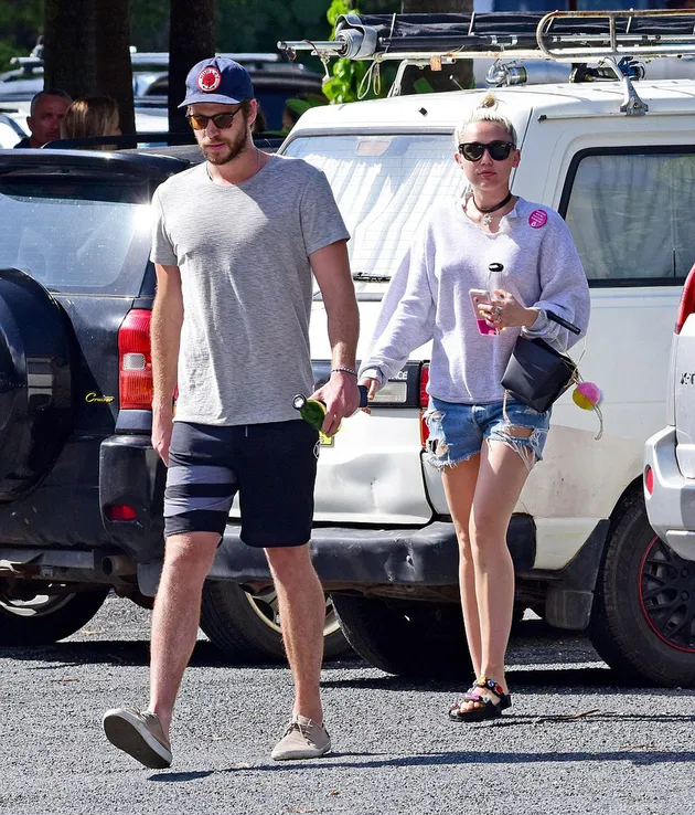 Rumah Miley Cyrus - Liam Hemsworth