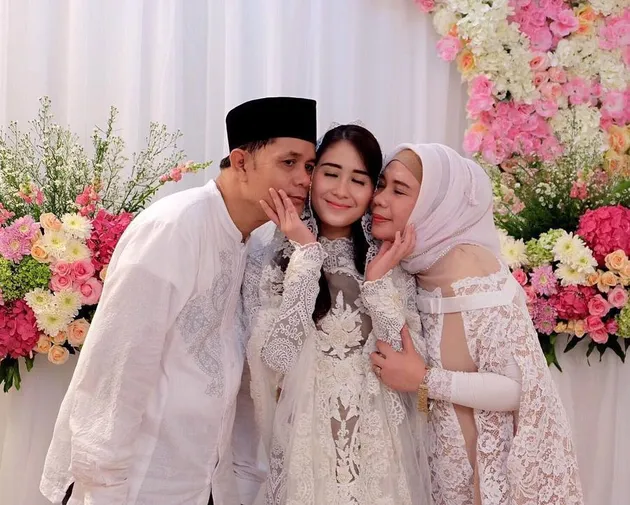 Pengajian Nikah Ryana Dea
