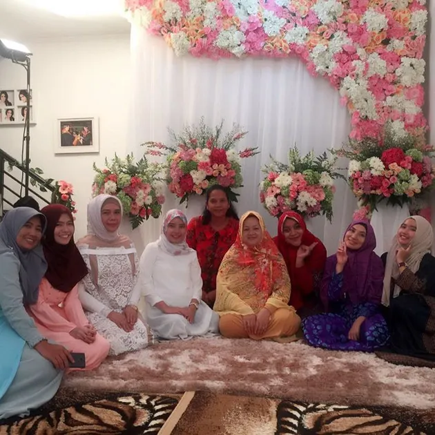 Pengajian Nikah Ryana Dea