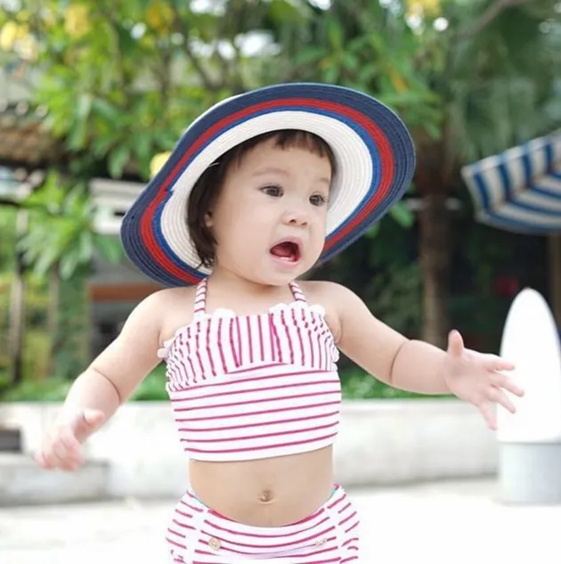 Baby Gempi Pakai Bikini