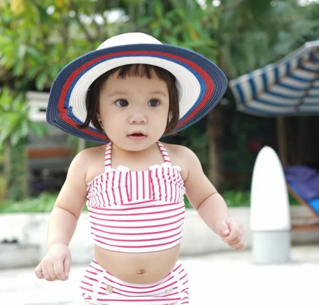 Baby Gempi Pakai Bikini