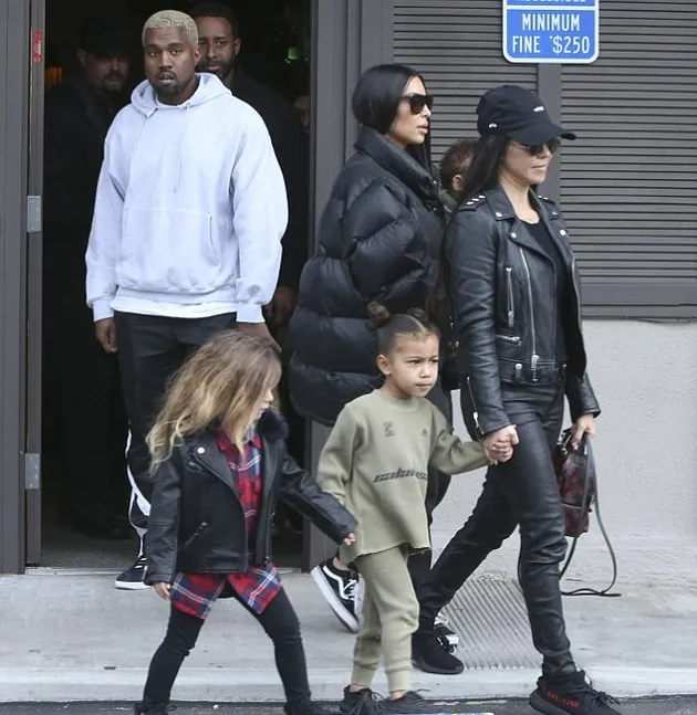 North West dan Sepupunya