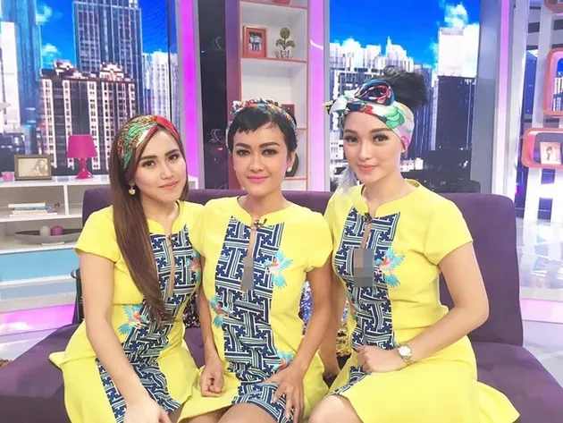 Trio Cecepy Kembaran Outfit