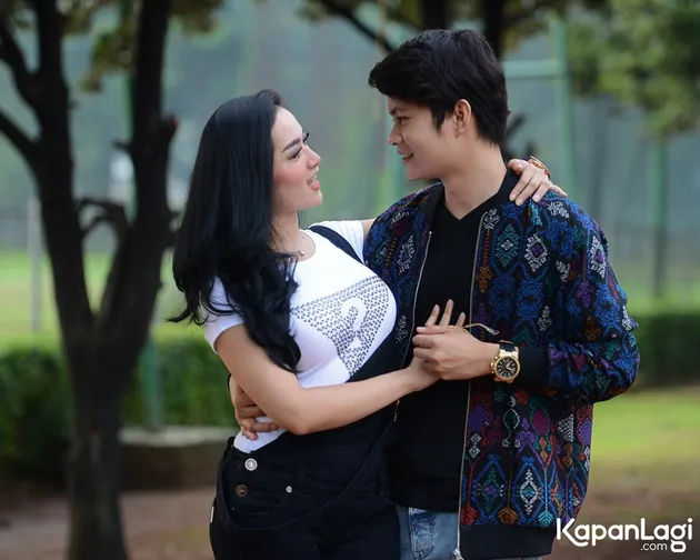 Tiara Dewi - Esal Revano