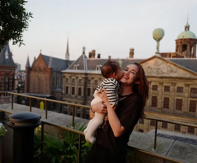 Yasmine Wildblood dan Baby Seraphina