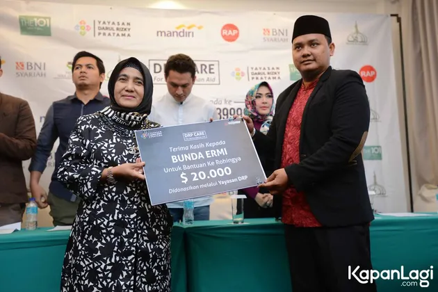 Seleb Galang Untuk Rohingya