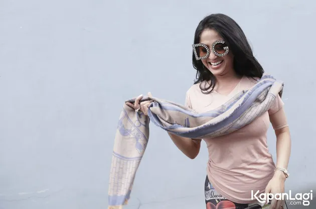 Dewi Perssik