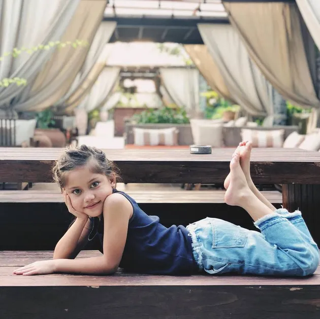 Sarah, Anak Nana Mirdad &amp; Andrew White