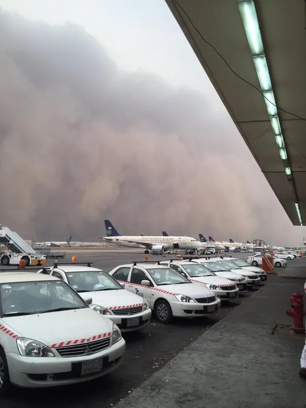 foto crane jatuh di Masjidil Haram - Mekah